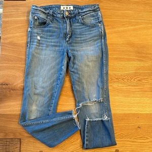 AMO Stix Crop Distressed 29